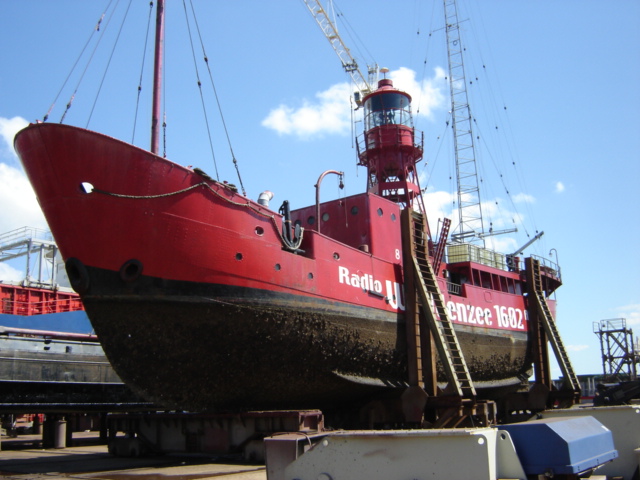 Our radio lightship Jenni Baynton is heading to the shipyard.